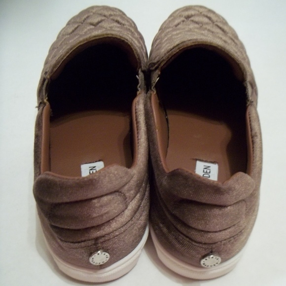 Steve Madden Elorra Slip On Size 9 Shoes - Picture 6 of 6